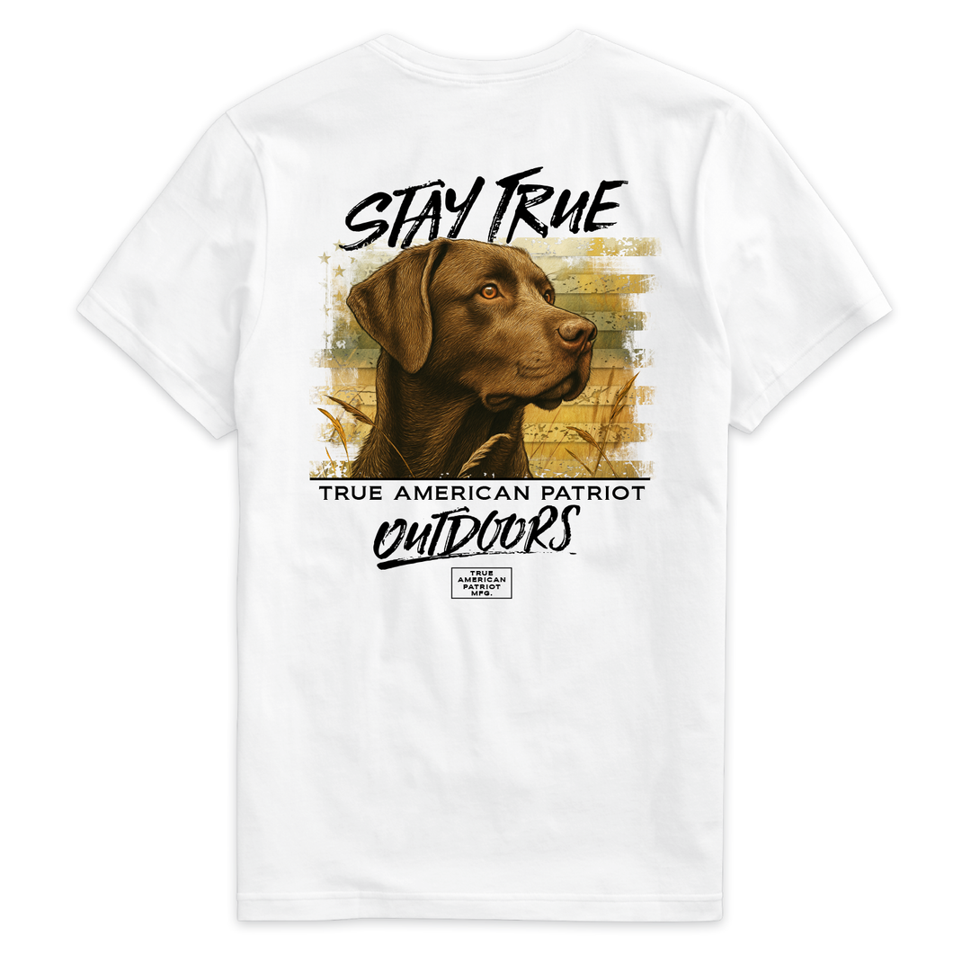 True American Patriot Mfg - Stay True Chocolate Lab Outdoors