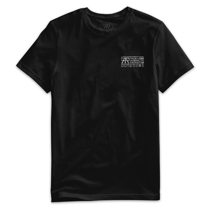 True American Patriot Mfg - Stay True Chocolate Lab Outdoors