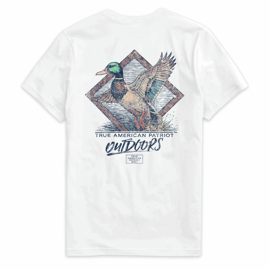 True American Patriot Mfg - Mallard in Flight Outdoors White Back